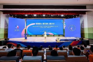 安博电竞携手有道趣动屏亮相深圳市龙华区学校体育...