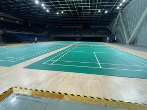 IM电竞建设的龙华文体中心体育馆专业毽球场地承...